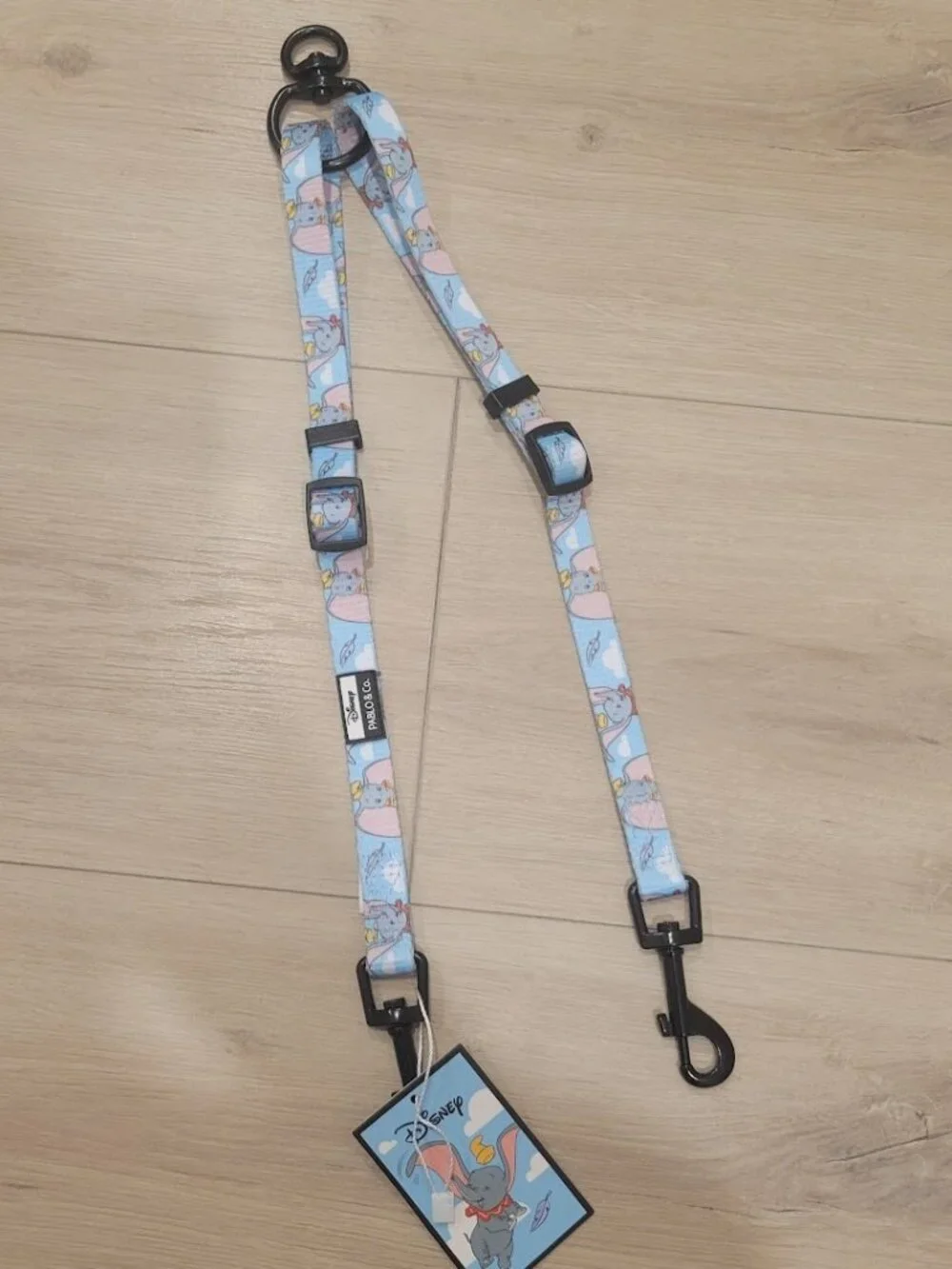 (NWT) Pablo & Co. Boutique - Dumbo in the Clouds Leash Splitter